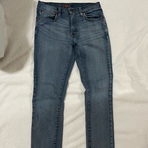 Urban pipeline mom jeans